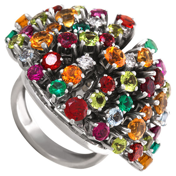Самоцветы новосибирск. Золотое кольцо микс самоцветов. Серебряное кольцо с цветными камнями. Кольцо с разноцветными камнями. Перстень с разноцветными камнями.